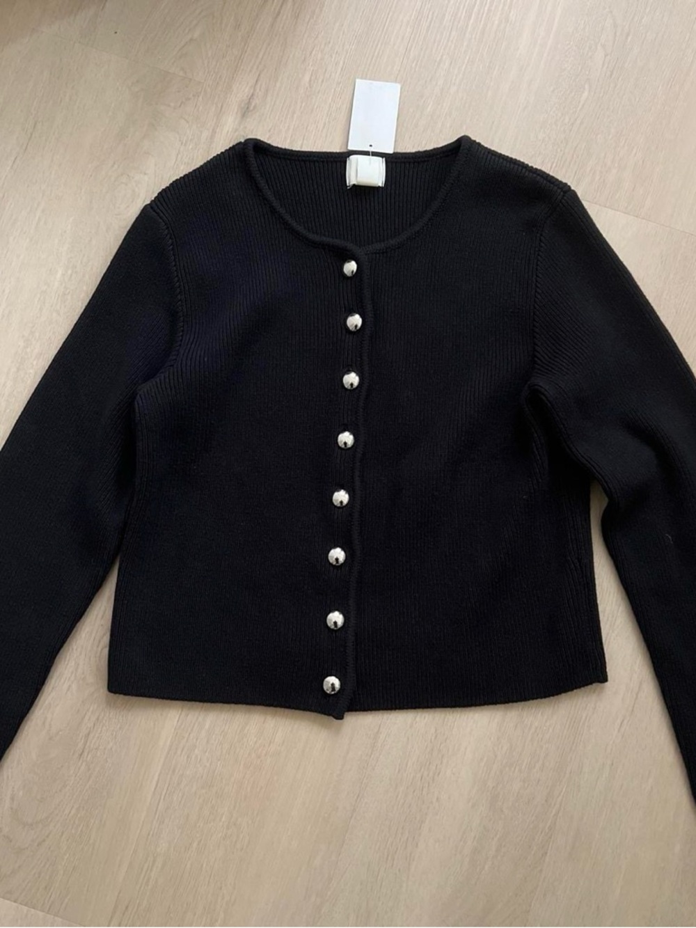 H&M Black Ribbed Button-Front Cardigan - Picture 4 of 4